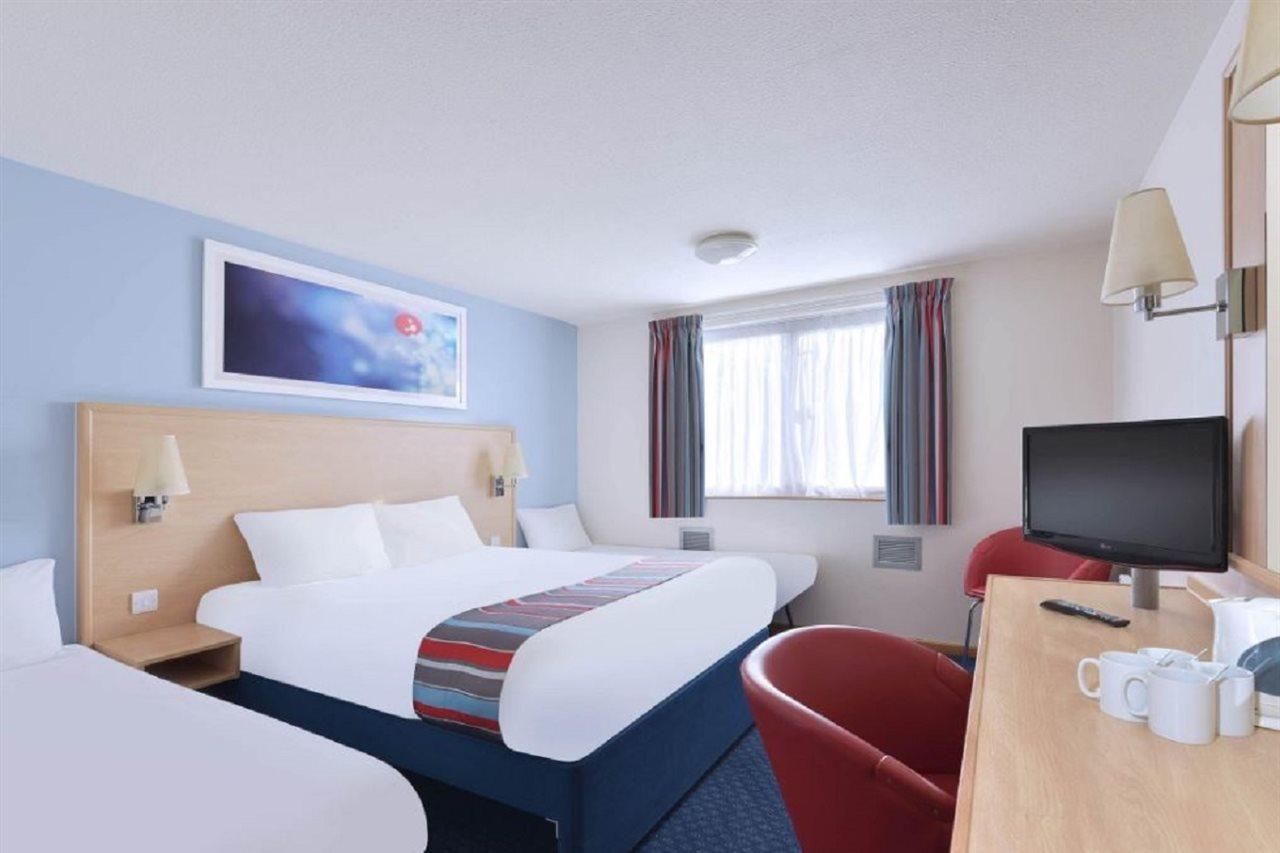 Travelodge Bedford Wyboston Ngoại thất bức ảnh